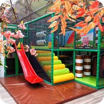 XXL indoor speelwereld bij Tuincentrum Daniëls