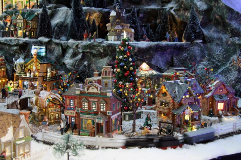 Diverse kersthuisjes van Lemax kopen in Vlodrop
