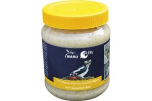 Erdnussbutter für Vögel mit Nussstückchen